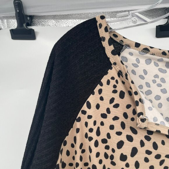 REB. in J. Womens Button Up Top Tie Hem Tan/Black Spotted Size XL New - Picture 5 of 9